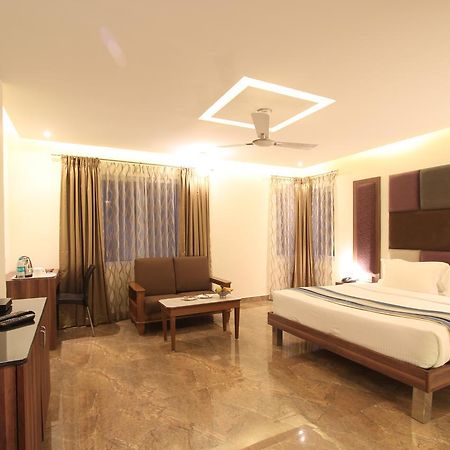 Sandesh Pride Mysore Buitenkant foto