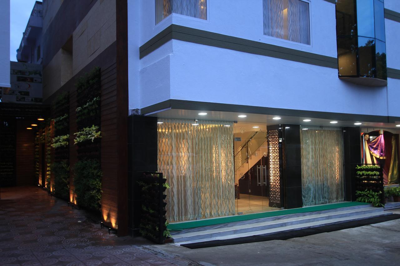 Sandesh Pride Mysore Buitenkant foto